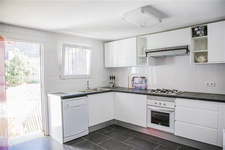 Kitchen – 4 bedroom villa